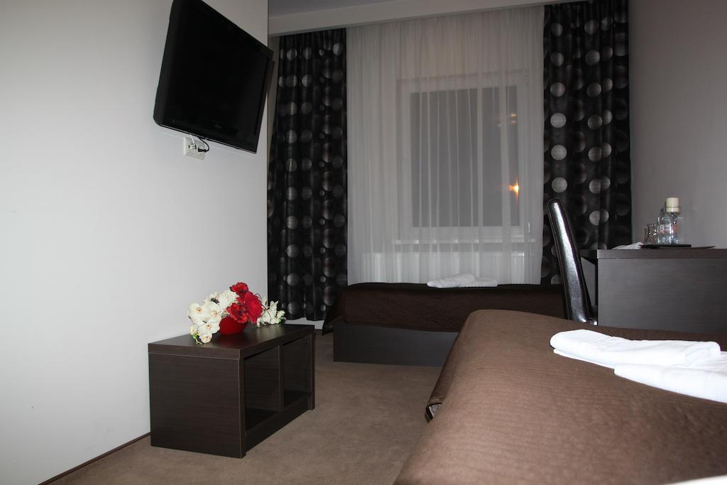 Hotel Zajazd Mazowsze Slupno Rum bild