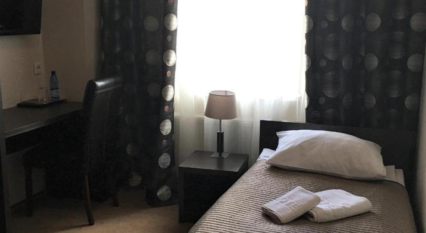 Hotel Zajazd Mazowsze Slupno Exteriör bild